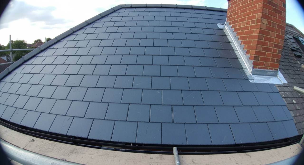 Finished slate roof on a Hampshire semi by Tradeall